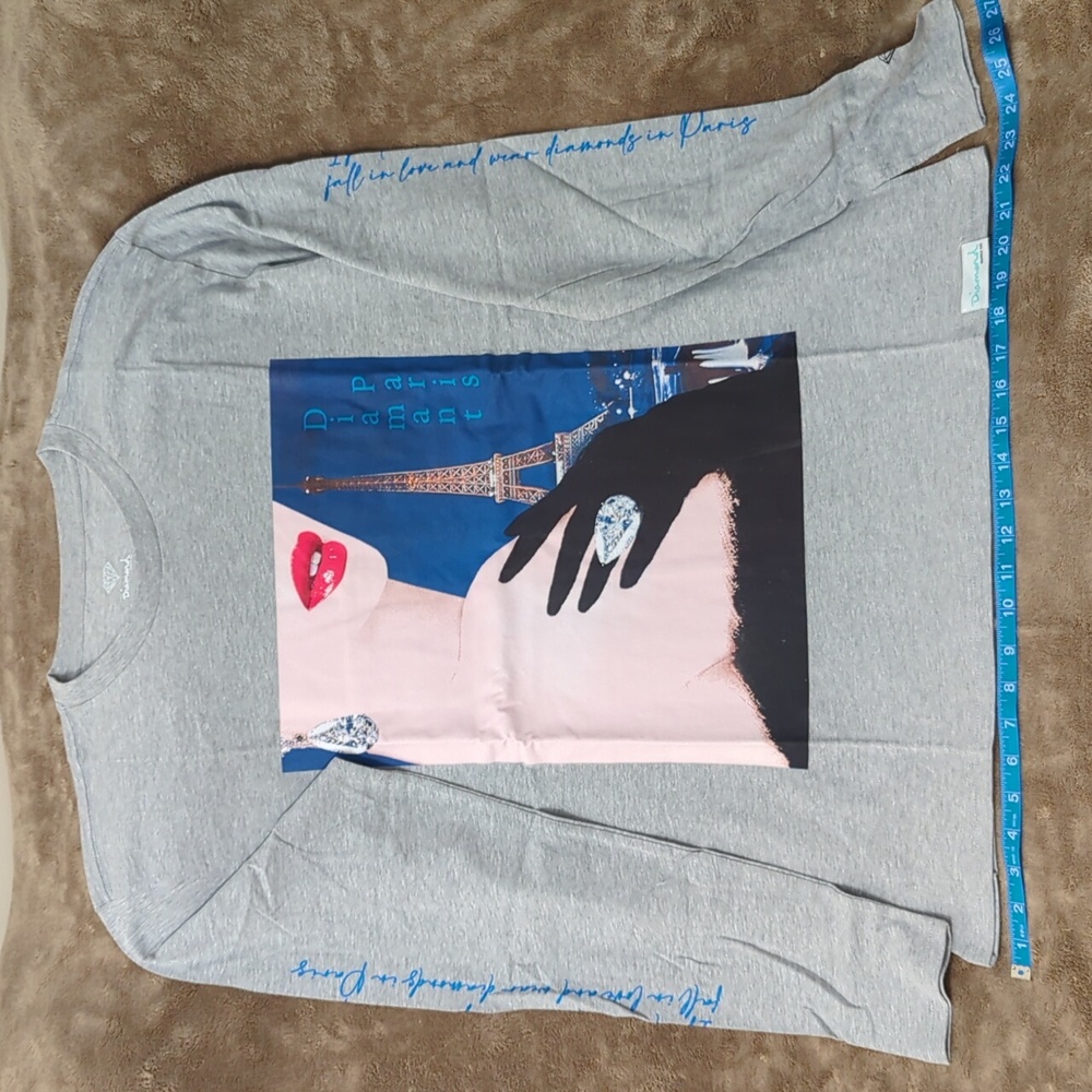 NWT - Diamond - long sleeve T-shirt